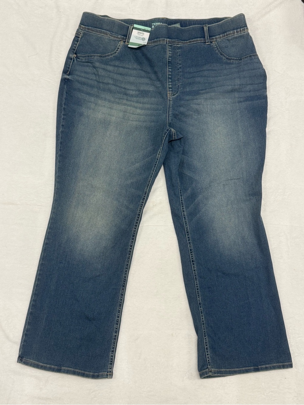 Terra & Sky Women’s Plus Size 3X (24W-26W) Pull-On Bootcut Jeggings Medium Wash
